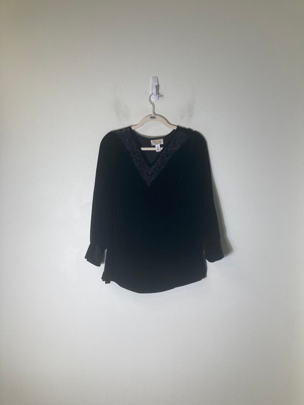 Talbot's Black Velour Long Sleeve Beaded Special Occasion Top Sz M